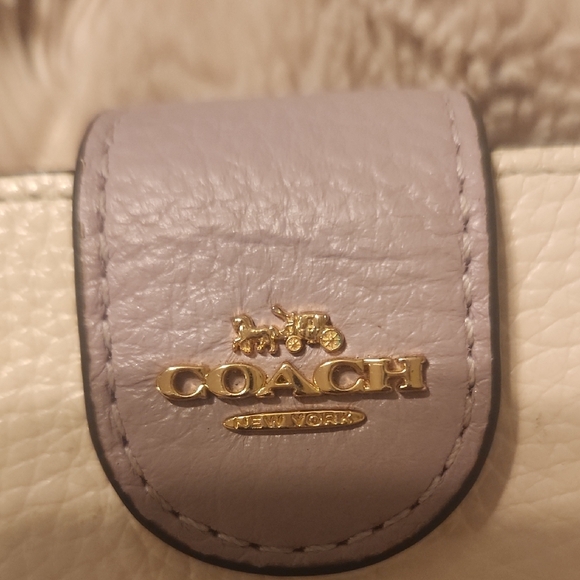 Coach Accordion Card Case - Picture 3 of 4